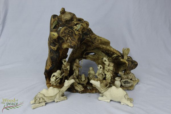 HAND CARVED OLIVE WOOD NATIVITY SCENE NATIVITY SETS WITH GROTTO One of a Kind O2 - Image 7