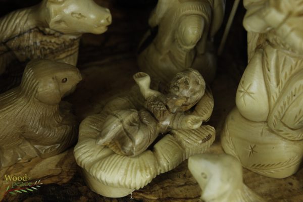 HAND CARVED OLIVE WOOD NATIVITY SCENE NATIVITY SETS WITH GROTTO One of a Kind M16 - Image 3