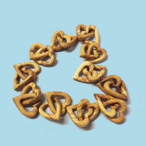 Two hearts twisted or criss cross