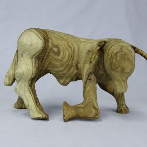 carved wooden animals BIG KNEELING OX OLIVE WOOD HAND MADE FROM THE HOLY LAND